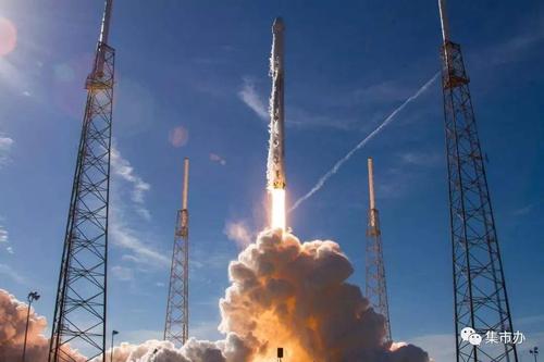 美国spacex发射火箭成功